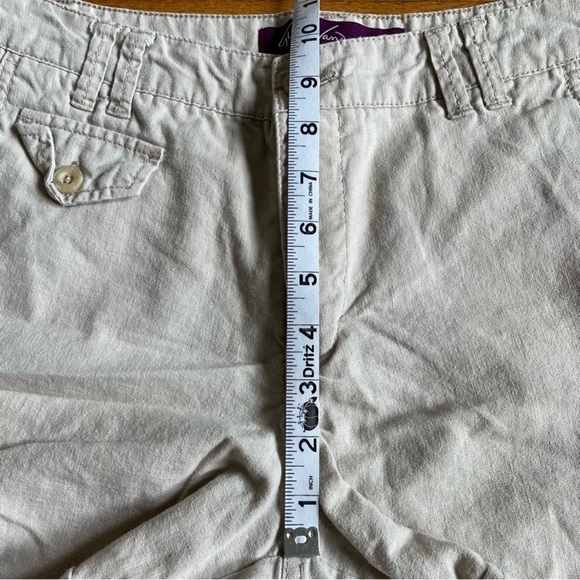 Gloria Vanderbilt Women’s Beige Linen Blend Shorts Size 6 - Picture 9 of 11